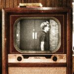 Décodément, les temps sont difficiles pour la radio - télévision, qui pourraient bien être emportées à terme par le streaming...
